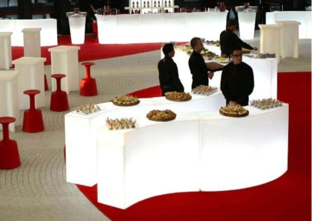 LOCATION SNACK BAR SLIDE