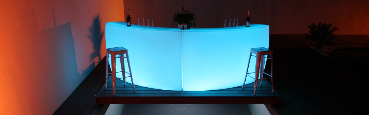 LOCATION BAR LUMINEUX